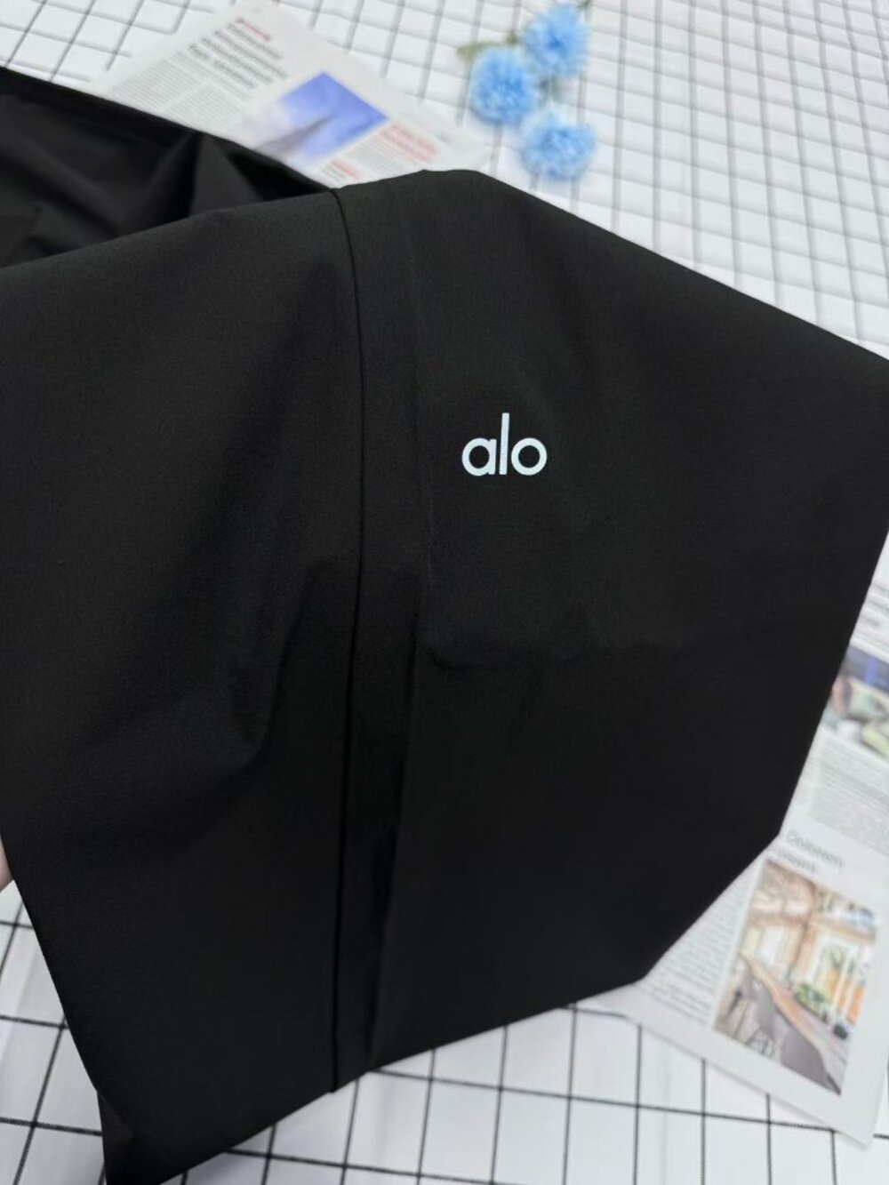 ALO Yoga 😊 Women's Black High Waist Straight Leg Suit Up Pants 🖤 NWT(30-inch) - Picture 6 of 9